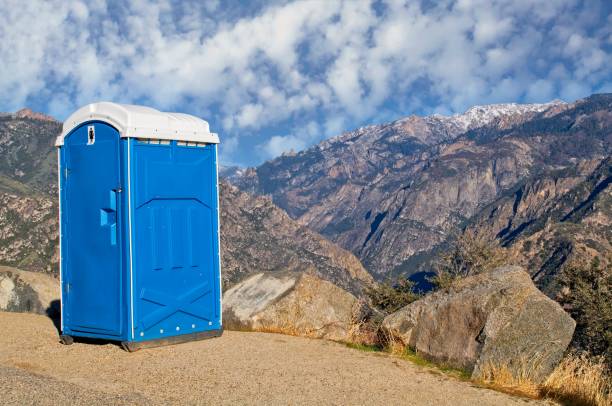 Best Portable restroom trailer rental  in Luling, TX