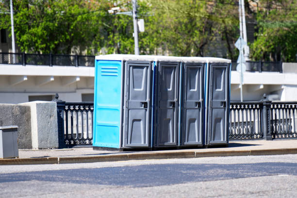 Best Sanitation services for porta potties  in Luling, TX