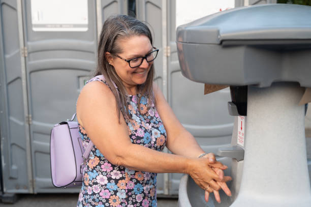 Best High-end porta potty rental  in Luling, TX